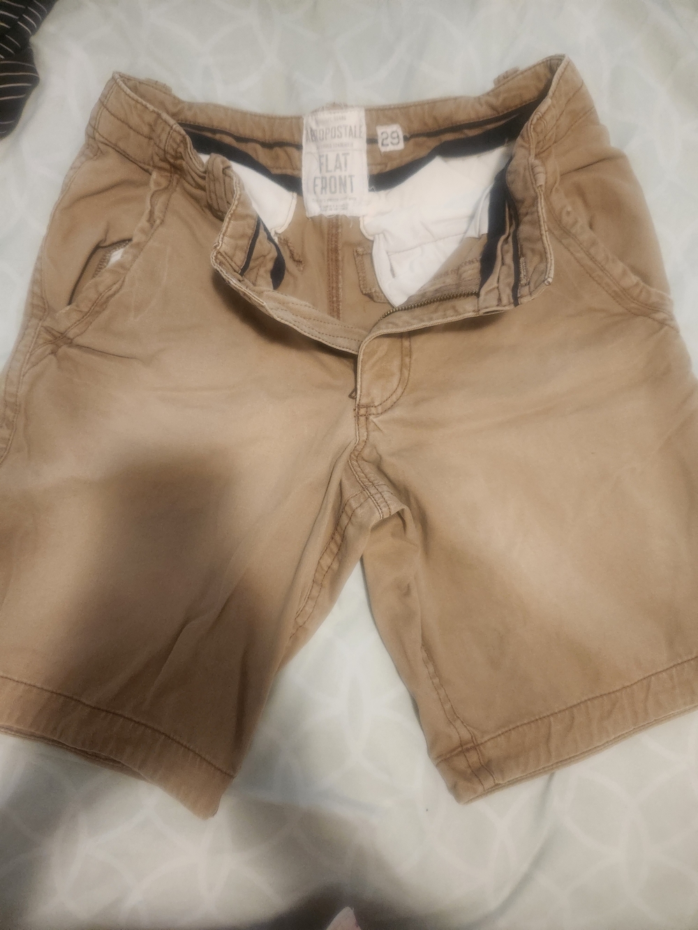 Aeropostale Men’s Tan Flat Front Shorts